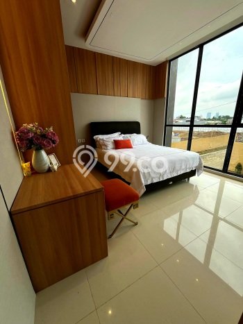 Hunian Nyaman Asri 5 KT Siap Huni di Meruya Jakarta Barat Hunian Nyaman Asri 5 KT Siap Huni di Meruya Jakarta Barat
