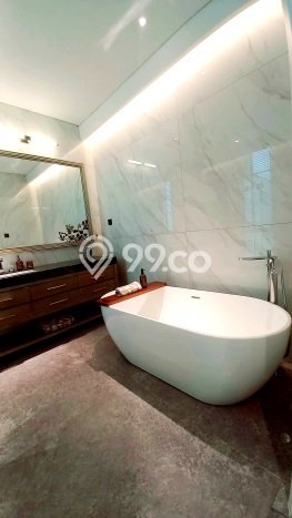 Rumah Elit Modern Tanpa Renovasi di Alam Sutera Tangerang Rumah Elit Modern Tanpa Renovasi di Alam Sutera Tangerang
