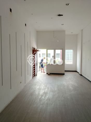 Unit Ruko Dijual di Semarang LT 92m2 & LB 198m2 Unit Ruko Dijual di Semarang LT 92m2 & LB 198m2
