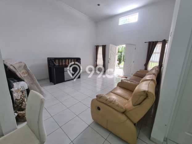 Rumah Modern 3 Kamar Siap Huni di Kompleks Perumahan Graha Padma, Semarang Rumah Modern 3 Kamar Siap Huni di Kompleks Perumahan Graha Padma, Semarang