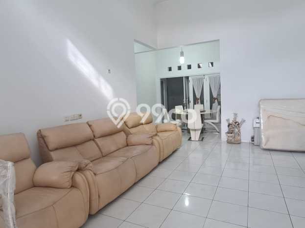 Rumah Modern 3 Kamar Siap Huni di Kompleks Perumahan Graha Padma, Semarang Rumah Modern 3 Kamar Siap Huni di Kompleks Perumahan Graha Padma, Semarang