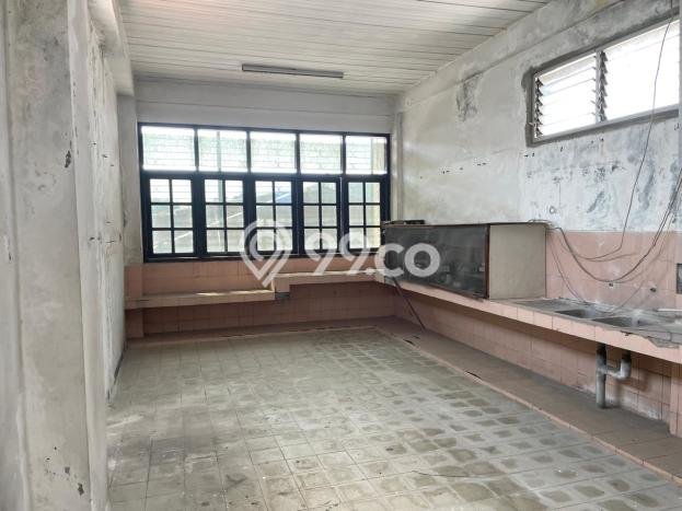 AREA KOMERSIAL! Ruko di Mataram, Luas 695m², Posisi Strategis AREA KOMERSIAL! Ruko di Mataram, Luas 695m², Posisi Strategis