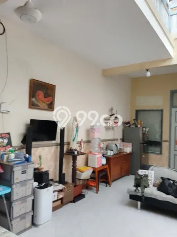 LOKASI STRATEGIS! Ruko di Kranggan, Luas 200m², Nilai Prospektif LOKASI STRATEGIS! Ruko di Kranggan, Luas 200m², Nilai Prospektif