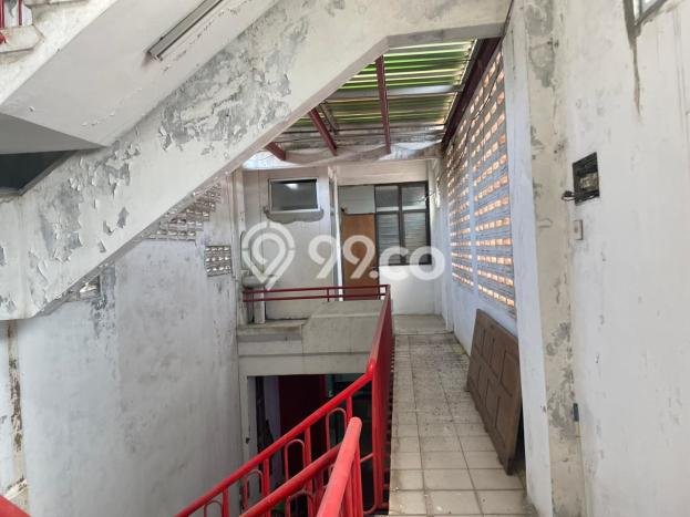 AREA KOMERSIAL! Ruko di Mataram, Luas 695m², Posisi Strategis AREA KOMERSIAL! Ruko di Mataram, Luas 695m², Posisi Strategis