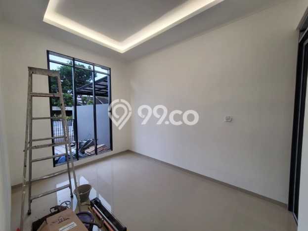 Rumah LT 120m² Akses Strategis di Tanah Mas, Dekat Fasilitas Umum, Semarang Rumah LT 120m² Akses Strategis di Tanah Mas, Dekat Fasilitas Umum, Semarang