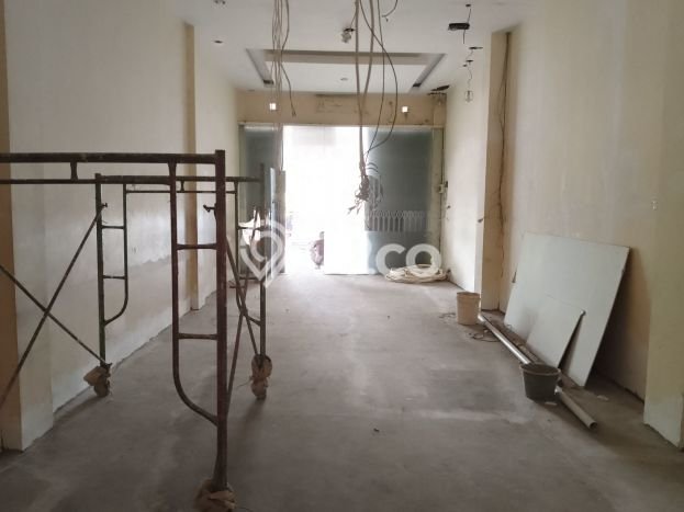 Disewakan Ruko di Kawasan Ramai Brumbungan Luas 202m2 Disewakan Ruko di Kawasan Ramai Brumbungan Luas 202m2