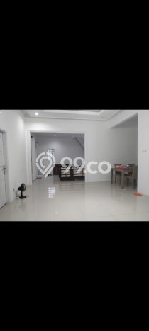 RECOMMENDED! Rumah kawasan Cirebon Selatan, 5 KT, Lokasi Strategis, LT 200m² Bangunan 210m² RECOMMENDED! Rumah kawasan Cirebon Selatan, 5 KT, Lokasi Strategis, LT 200m² Bangunan 210m²