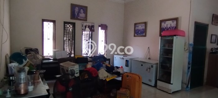 Hunian Mewah LB 1000m2 Siap Huni Desain Elegan di Cirebon Kota, Cirebon Hunian Mewah LB 1000m2 Siap Huni Desain Elegan di Cirebon Kota, Cirebon