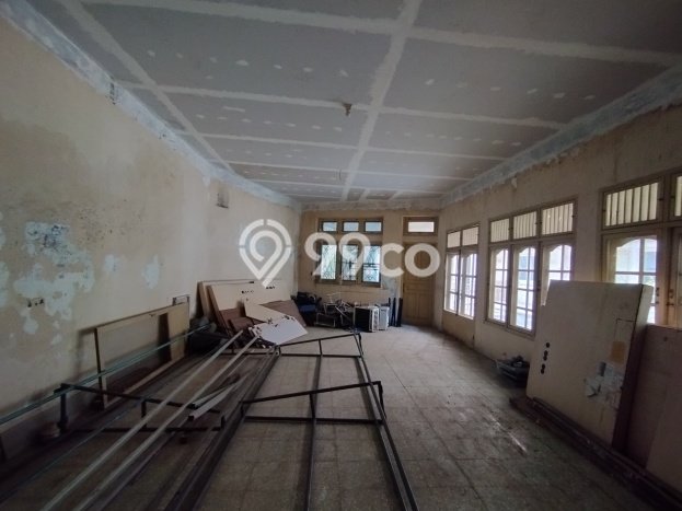 Rumah sewa siap pakai 9 Kamar Tidur di Cirebon Kota, Cirebon Rumah sewa siap pakai 9 Kamar Tidur di Cirebon Kota, Cirebon
