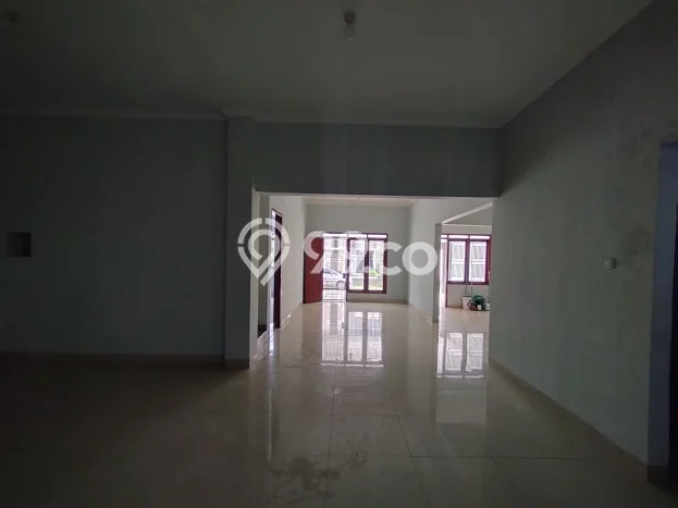 Disewakan! Rumah 5 Kamar Tidur &
4 Kamar Mandi di Cirebon Kota, Cirebon Disewakan! Rumah 5 Kamar Tidur &
4 Kamar Mandi di Cirebon Kota, Cirebon