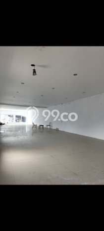 Gudang untuk Disewa di Pusat Cirebon Luas Bangunan 6500m2 Gudang untuk Disewa di Pusat Cirebon Luas Bangunan 6500m2