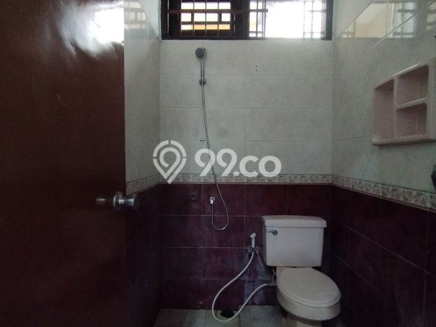 Disewakan Rumah Murah di Cirebon Kota Cirebon dengan 4 Kamar Tidur Disewakan Rumah Murah di Cirebon Kota Cirebon dengan 4 Kamar Tidur