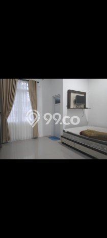 RECOMMENDED! Rumah kawasan Cirebon Selatan, 5 KT, Lokasi Strategis, LT 200m² Bangunan 210m² RECOMMENDED! Rumah kawasan Cirebon Selatan, 5 KT, Lokasi Strategis, LT 200m² Bangunan 210m²