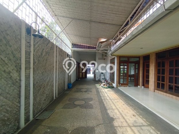 Disewakan! Rumah 5 Kamar Tidur &
4 Kamar Mandi di Cirebon Kota, Cirebon Disewakan! Rumah 5 Kamar Tidur &
4 Kamar Mandi di Cirebon Kota, Cirebon
