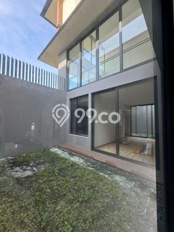Dijual Rumah Luas Elegan Dengan View Cantik di BSD City, Tangerang Dijual Rumah Luas Elegan Dengan View Cantik di BSD City, Tangerang