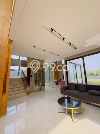 Rumah Elit Modern Tanpa Renovasi di BSD City Tangerang Rumah Elit Modern Tanpa Renovasi di BSD City Tangerang