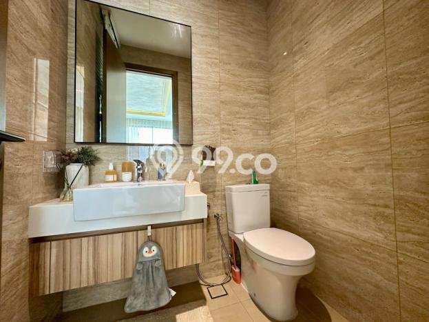 Jual Rumah Luas Megah Dengan View Eksklusif di BSD City, Tangerang Jual Rumah Luas Megah Dengan View Eksklusif di BSD City, Tangerang