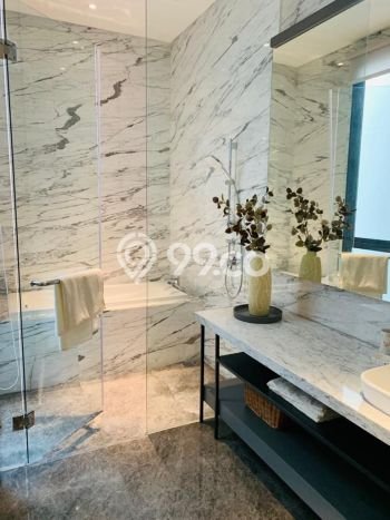 Rumah Luxury Modern Tanpa Renovasi di BSD City Tangerang Rumah Luxury Modern Tanpa Renovasi di BSD City Tangerang