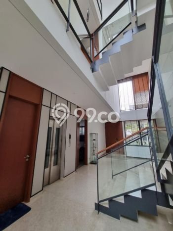 Ready to Use! Premium House LT 495m2 Desain Elegan di BSD City Ready to Use! Premium House LT 495m2 Desain Elegan di BSD City