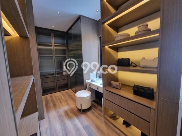 Jual Rumah Luas Megah Dengan View Eksklusif di BSD City, Tangerang Jual Rumah Luas Megah Dengan View Eksklusif di BSD City, Tangerang