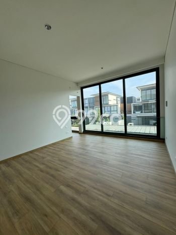 Ready to Use! Premium House LT 570m2 Desain Elegan di BSD City Ready to Use! Premium House LT 570m2 Desain Elegan di BSD City