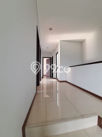 Rumah Luxury Modern Siap Huni di BSD City Tangerang Rumah Luxury Modern Siap Huni di BSD City Tangerang