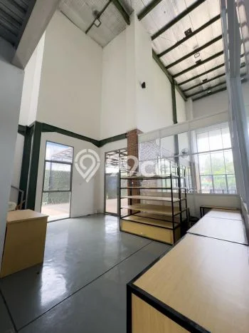Kantor Dijual di Prime Area Tangerang Luas 442m2 Kantor Dijual di Prime Area Tangerang Luas 442m2