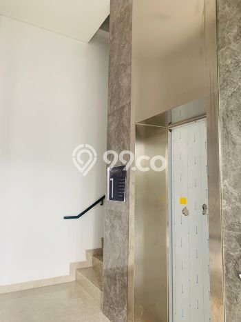 Untuk Dijual! Ruko di BSD City Tangerang LT 155m2 / LB 655m2 Kawasan Strategis Untuk Dijual! Ruko di BSD City Tangerang LT 155m2 / LB 655m2 Kawasan Strategis