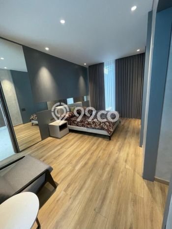 Rumah Elit LB 545m2 Siap Pakai Desain Elegan di BSD City, Tangerang Rumah Elit LB 545m2 Siap Pakai Desain Elegan di BSD City, Tangerang