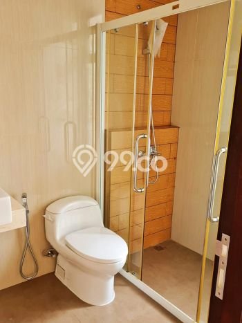 Ready to Use! Luxury House LT 120m2 Desain Elegan di BSD City Ready to Use! Luxury House LT 120m2 Desain Elegan di BSD City