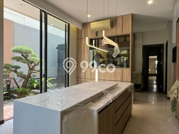 Rumah Luxury Modern Siap Huni di BSD City Tangerang Rumah Luxury Modern Siap Huni di BSD City Tangerang