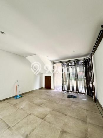 For Sale! Premium House LT 200m2 Desain Modern di BSD City For Sale! Premium House LT 200m2 Desain Modern di BSD City