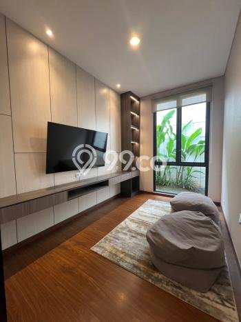 Rumah Mewah LB 337m2 Siap Huni Desain Elegan di BSD City, Tangerang Rumah Mewah LB 337m2 Siap Huni Desain Elegan di BSD City, Tangerang