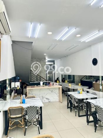 Ruko Strategis Kawasan , Luas 188m2m², Area Komersial, Lokasi Ramai Ruko Strategis Kawasan , Luas 188m2m², Area Komersial, Lokasi Ramai