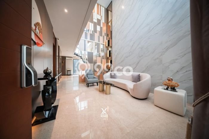 Ready to Use! Premium House LT 396m2 Desain Elegan di BSD City Ready to Use! Premium House LT 396m2 Desain Elegan di BSD City