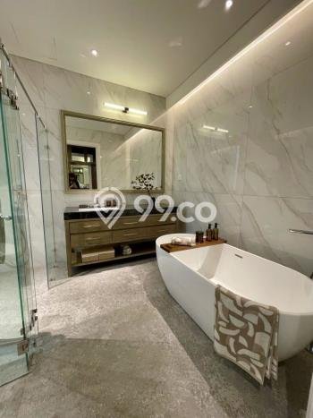 Ready to Use! Premium House LT 312m2 Desain Elegan di Alam Sutera Ready to Use! Premium House LT 312m2 Desain Elegan di Alam Sutera
