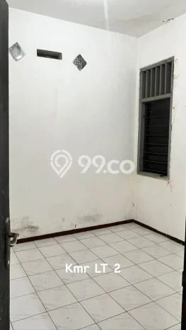 Rumah dengan Lokasi Strategis 10 KT di , Surabaya Rumah dengan Lokasi Strategis 10 KT di , Surabaya