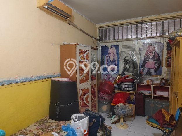 Rumah Kualitas Premium LT 96m2m² Lokasi Strategis di Kawasan Prospektif Wiyung, Surabaya Rumah Kualitas Premium LT 96m2m² Lokasi Strategis di Kawasan Prospektif Wiyung, Surabaya