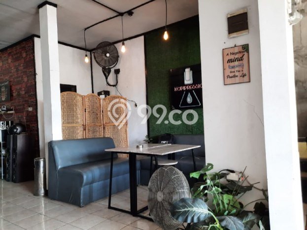 SEWA TERJANGKAU! Ruko Kawasan Gununganyar, Luas 145m², Lokasi Komersial SEWA TERJANGKAU! Ruko Kawasan Gununganyar, Luas 145m², Lokasi Komersial