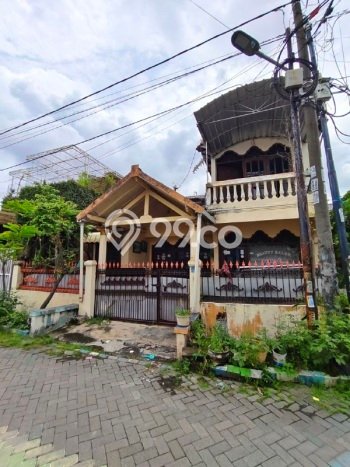 SPECIAL PROPERTY! Rumah di Wiyung, Luas 126m2m² LB 126m2m² SPECIAL PROPERTY! Rumah di Wiyung, Luas 126m2m² LB 126m2m²
