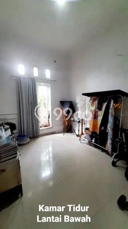 Dijual Murah Rumah dengan 3 Kamar Tidur dan 2 Kamar Mandi di Area , Surabaya Dijual Murah Rumah dengan 3 Kamar Tidur dan 2 Kamar Mandi di Area , Surabaya