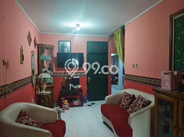 Rumah Nyaman dengan Luas Tanah 192m2m² dan Luas Bangunan 192m2m² di Area Wiyung, Surabaya Rumah Nyaman dengan Luas Tanah 192m2m² dan Luas Bangunan 192m2m² di Area Wiyung, Surabaya