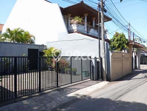 LOKASI STRATEGIS! Vila di , Luas 413m2m², Lokasi Strategis LOKASI STRATEGIS! Vila di , Luas 413m2m², Lokasi Strategis
