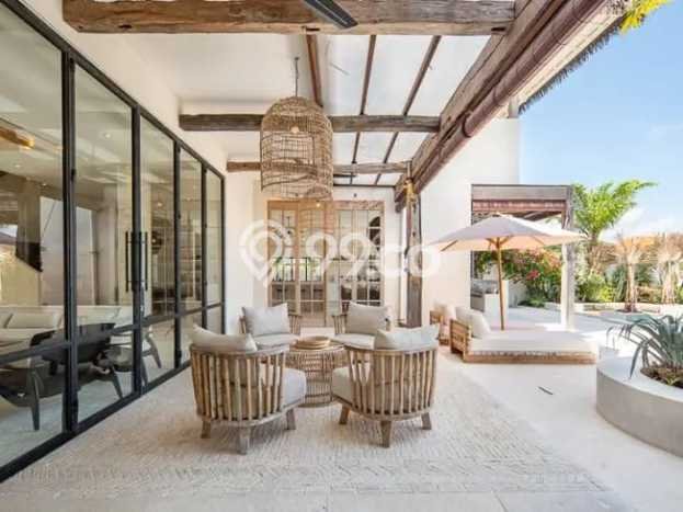 Rumah Elit Modern Tanpa Renovasi di Canggu Badung Rumah Elit Modern Tanpa Renovasi di Canggu Badung