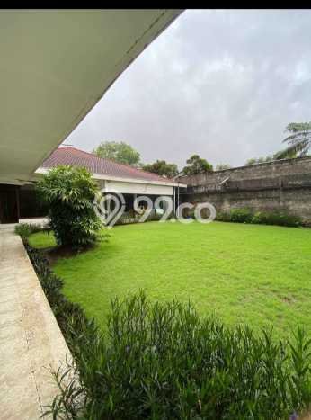 Rumah Strategis di , Denpasar, LT 1155m2m² Bangunan 800m2m² - HARGA NEGO! Rumah Strategis di , Denpasar, LT 1155m2m² Bangunan 800m2m² - HARGA NEGO!