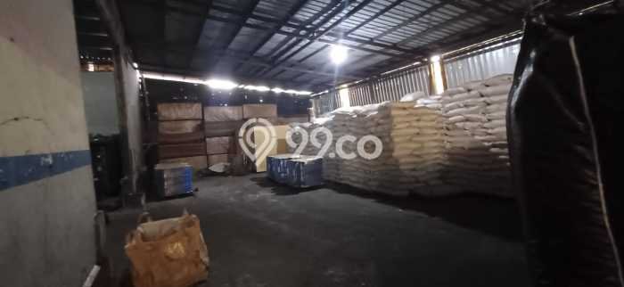 Gudang Disewakan di Kawasan Ramai Cilincing, Jakarta Utara Gudang Disewakan di Kawasan Ramai Cilincing, Jakarta Utara