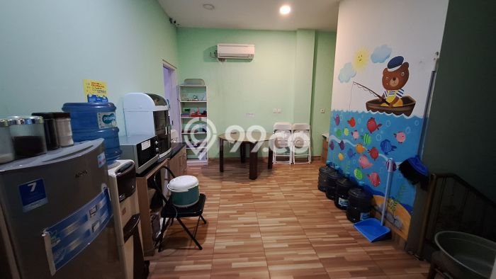 Ruko Disewakan di Kawasan Ramai Kebayoran Baru, Jakarta Selatan Ruko Disewakan di Kawasan Ramai Kebayoran Baru, Jakarta Selatan