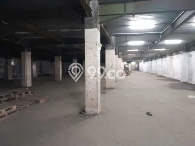 Gudang untuk Disewa di Pusat Bekasi Luas Bangunan 5030m2 Gudang untuk Disewa di Pusat Bekasi Luas Bangunan 5030m2