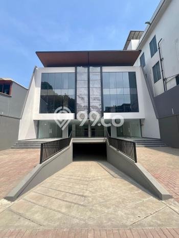 Area Ramai! Ruko Dijual di Duren Sawit untuk Bisnis Luas Bangunan 1600m2 Area Ramai! Ruko Dijual di Duren Sawit untuk Bisnis Luas Bangunan 1600m2