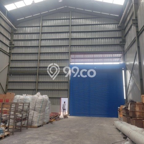 AREA BISNIS! Gudang Kawasan Harapan Indah, Luas 384m², Jalan Utama, Strategis AREA BISNIS! Gudang Kawasan Harapan Indah, Luas 384m², Jalan Utama, Strategis